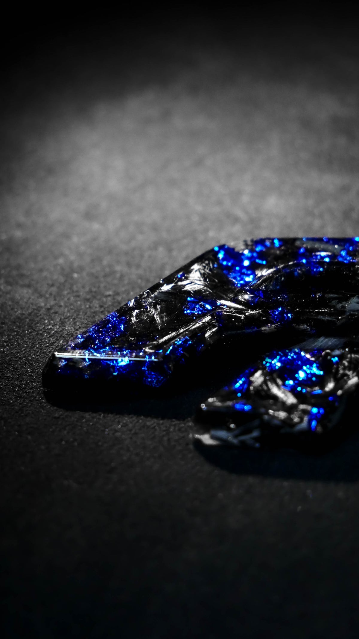 Badge FR en véritable carbone forgé, fabriqué à la main