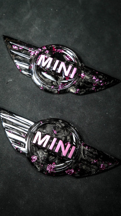 Badge mini en Carbone Forgé – Fabrication Artisanale