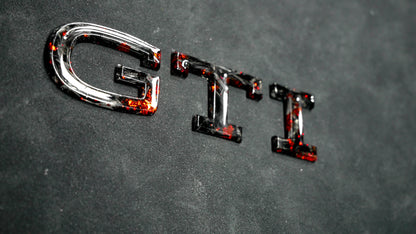 Badge GTI / GTD en carbone forgé véritable, fabriqué à la main